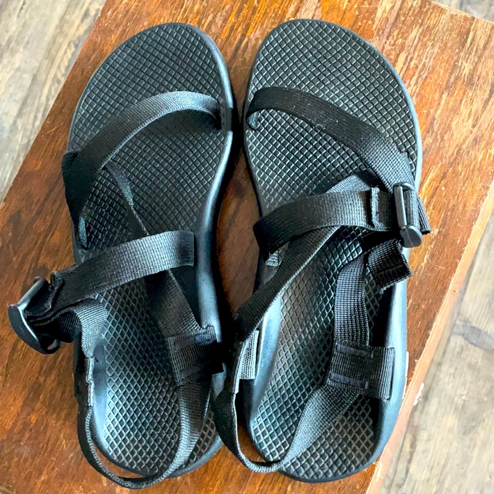 Chacos size 9. Solid black Like new